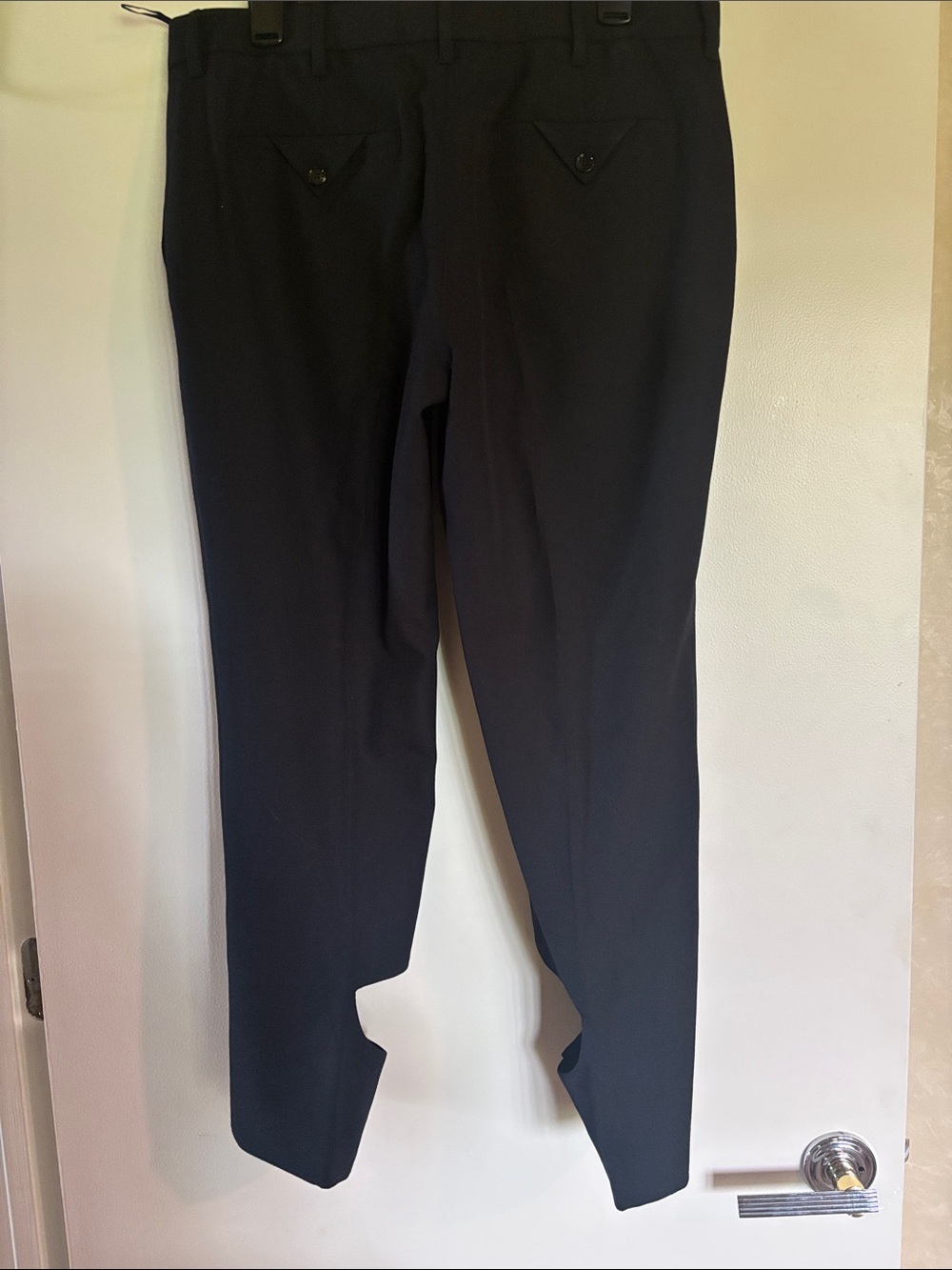 Burberry Wool Black Cropped Dress Pants for Women - Picture 4 of 12